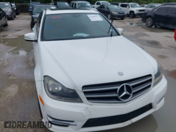 2014 Mercedes-Benz C 250 Sport with VIN WDDGF4HB1EA934119, listed as a IAAI auction lot 42489807 with 159,405 mi miles and . Bid and sale history available at DreamBid. Image 6.