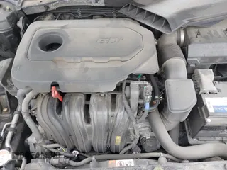 2018 Hyundai Sonata Sport with VIN 5NPE34AF0JH710477, listed as a IAAI auction lot 42104684 with 158,260 mi miles and . Bid and sale history available at carsss.com. Image 10.