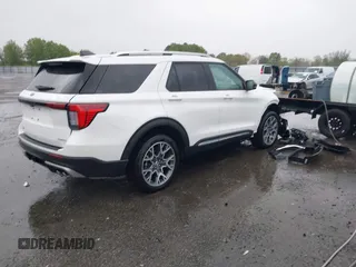 2025 Ford Explorer Platinum with VIN 1FMWK8HC7SGB14729, listed as a IAAI auction lot 41942013 with 1,264 mi miles and . Bid and sale history available at DreamBid. Image 4.