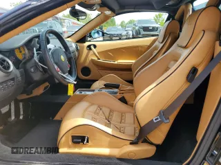 2006 Ferrari 430 Spider z VIN ZFFEW59A060150312, wystawiony jako Copart lot #58983865 z przebiegiem 4520 mil mil oraz Szkody całkowita. Historia ofert i sprzedaży dostępna na DreamBid. Obrazek 7.