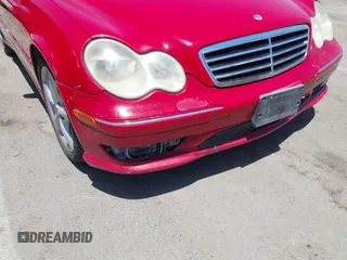 2006 Mercedes-Benz C 230 Sport z VIN WDBRF52H76A911207, wystawiony jako IAAI lot #42520213 z przebiegiem 238 202 mil mil oraz . Historia ofert i sprzedaży dostępna na DreamBid. Obrazek 14.