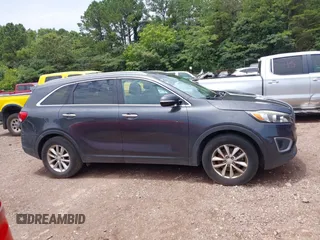 2017 Kia Sorento LX with VIN 5XYPG4A56HG230935, listed as a IAAI auction lot 42593196 with 127,425 mi miles and . Bid and sale history available at DreamBid. Image 13.