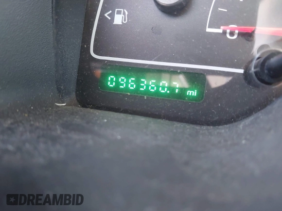 2003 Ford Windstar z VIN 2FMZA56413BA44339, wystawiony jako IAAI lot #41253755 z przebiegiem 98 000 mil mil oraz . Historia ofert i sprzedaży dostępna na DreamBid. Obrazek 15.
