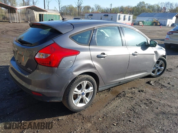 2014 Ford Focus SE with VIN 1FADP3K22EL327833, listed as a IAAI auction lot 41969740 with 108,649 mi miles. Bid and sale history available at carsss.com. Image 4.