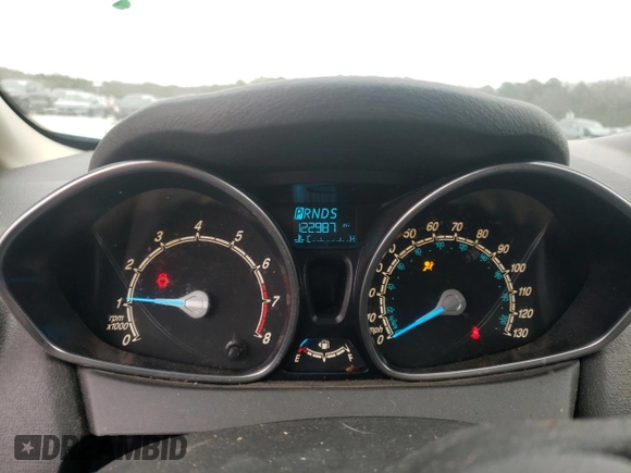 2014 Ford Fiesta SE z VIN 3FADP4EJ3EM232818, wystawiony jako Copart lot #42742745 z przebiegiem 122 987 mil mil oraz Szkoda całkowita • Salvage title. Historia ofert i sprzedaży dostępna na DreamBid. Obrazek 9.
