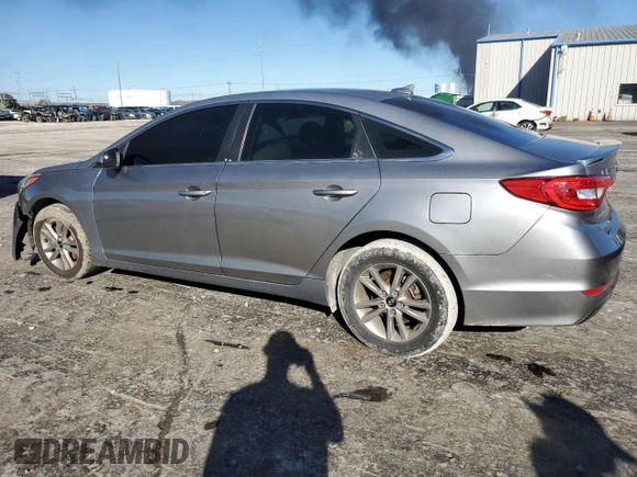 2015 Hyundai Sonata 2.4L SE with VIN 5NPE24AF1FH004404, listed as a Copart auction lot 80731414 with 116,822 mi miles and Salvage Title. Bid and sale history available at carsss.com. Image 2.