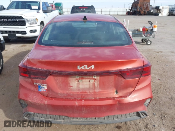 2022 Kia Forte LXS with VIN 3KPF24ADXNE434907, listed as a IAAI auction lot 41577878 with 95,737 mi miles. Bid and sale history available at carsss.com. Image 16.