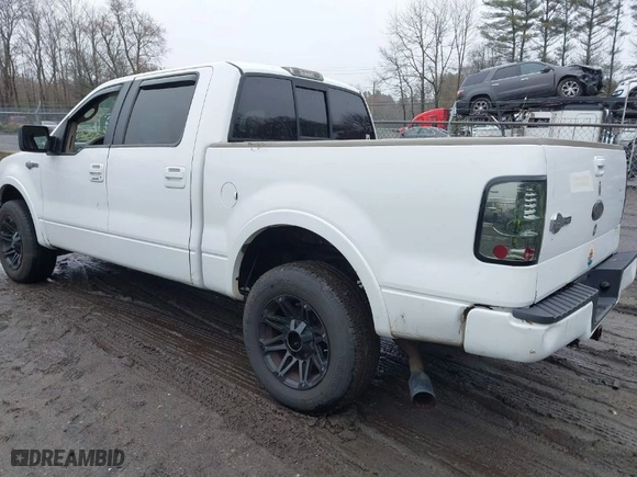 2007 Ford F-150 XLT with VIN 1FTPW14597KD01423, listed as a IAAI auction lot 41963793 with 156,388 mi miles. Bid and sale history available at carsss.com. Image 3.
