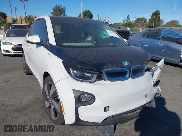 2014 BMW i3 with VIN WBY1Z4C57EV276810, listed as a IAAI auction lot 41370310 with Not provided miles and . Bid and sale history available at DreamBid. Image 1.