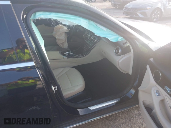 2016 Mercedes-Benz C 300 with VIN 55SWF4JB8GU100986, listed as a IAAI auction lot 42429403 with 45,817 mi miles and . Bid and sale history available at DreamBid. Image 5.