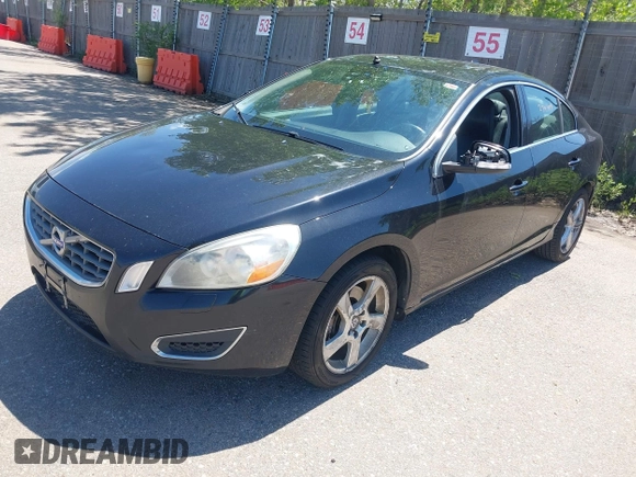 2012 Volvo S60 T5 с VIN YV1622FS4C2142489, выставлен на аукционе IAAI как лот 42234409 с пробегом 218 907 миль миль и . История ставок и продаж доступна на DreamBid. Изображение 2.