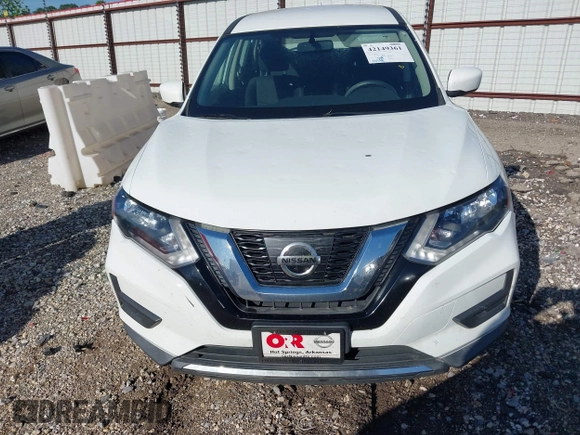 2017 Nissan Rogue SV z VIN KNMAT2MTXHP609952, wystawiony jako IAAI lot #42149361 z przebiegiem 105 911 mil mil oraz . Historia ofert i sprzedaży dostępna na DreamBid. Obrazek 12.