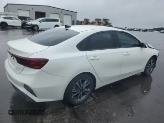 2022 Kia Forte LXS with VIN 3KPF24AD5NE424317, listed as a Copart auction lot 65149794 with 48,011 mi miles and Salvage Title. Bid and sale history available at DreamBid. Image 3.
