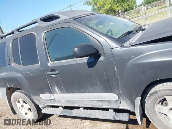 2005 Nissan Xterra S with VIN 5N1AN08U65C611617, listed as a IAAI auction lot 41975108 with 137,170 mi miles. Bid and sale history available at carsss.com. Image 14.