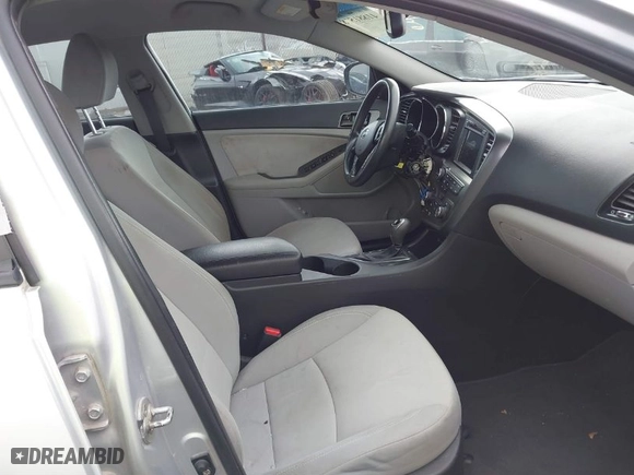 2012 Kia Optima LX with VIN KNAGM4A70C5280464, listed as a IAAI auction lot 41881578 with 141,494 mi miles. Bid and sale history available at carsss.com. Image 5.