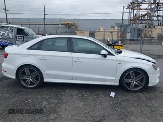 2016 Audi A3 Premium z VIN WAUA7GFF4G1117537, wystawiony jako IAAI lot #42191043 z przebiegiem 86 534 mil mil oraz . Historia ofert i sprzedaży dostępna na DreamBid. Obrazek 13.