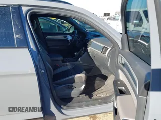 2021 Volkswagen Atlas SEL Premium with VIN 1V2TE2CAXMC215550, listed as a IAAI auction lot 41579665 with 55,264 mi miles and . Bid and sale history available at DreamBid. Image 5.