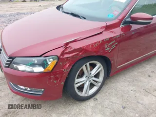 2015 Volkswagen Passat SE с VIN 1VWBV7A3XFC084781, выставлен на аукционе IAAI как лот 42166966 с пробегом 85 109 миль миль и . История ставок и продаж доступна на DreamBid. Изображение 6.