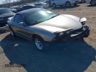2000 Pontiac Firebird with VIN 2G2FS22K0Y2147688, listed as a IAAI auction lot 41753278 with 166,861 mi miles. Bid and sale history available at carsss.com. Image 1.