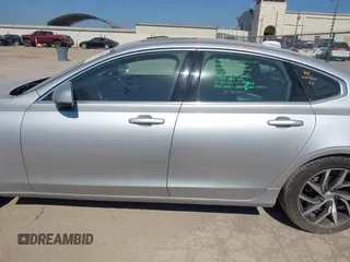 2017 Volvo S90 Momentum с VIN YV1102AK1H1010312, выставлен на аукционе IAAI как лот 41758726 с пробегом 93 375 миль миль и . История ставок и продаж доступна на DreamBid. Изображение 15.