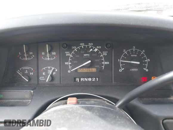 1997 Ford F-350 z VIN 1FTJW35G7VEC80262, wystawiony jako IAAI lot #38286107 z przebiegiem 158 206 mil mil oraz . Historia ofert i sprzedaży dostępna na DreamBid. Obrazek 7.