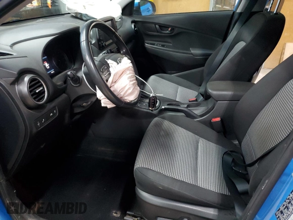 2020 Hyundai Kona SEL Plus with VIN KM8K6CAA3LU513025, listed as a Copart auction lot 49295355 with 96,983 mi miles and Non Repairable. Bid and sale history available at DreamBid. Image 7.