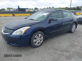 2010 Nissan Altima 2.5 S with VIN 1N4AL2AP2AN547381, listed as a IAAI auction lot 42135963 with 206,369 mi miles. Bid and sale history available at carsss.com. Image 2.