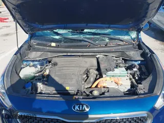 2019 Kia Niro LX with VIN KNDCB3LC3K5256718, listed as a IAAI auction lot 41877386 with 70,373 mi miles. Bid and sale history available at carsss.com. Image 10.