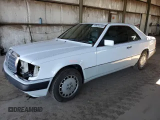 1991 Mercedes-Benz 300 CE с VIN WDBEA51D3MB285660, выставлен на аукционе Copart как лот 49656285 с пробегом 93 772 миль миль и Списание • Salvage title. История ставок и продаж доступна на DreamBid. Изображение 1.