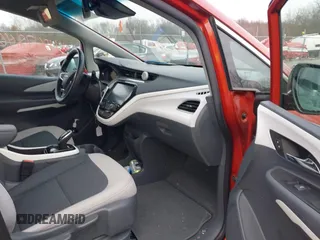 2020 Chevrolet Bolt EV LT z VIN 1G1FY6S02L4126725, wystawiony jako IAAI lot #41247846 z przebiegiem 13 882 mil mil oraz . Historia ofert i sprzedaży dostępna na DreamBid. Obrazek 5.