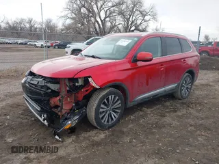 2020 Mitsubishi Outlander ES z VIN JA4AZ3A38LZ020558, wystawiony jako IAAI lot #41694744 z przebiegiem 100 886 mil mil oraz . Historia ofert i sprzedaży dostępna na DreamBid. Obrazek 17.