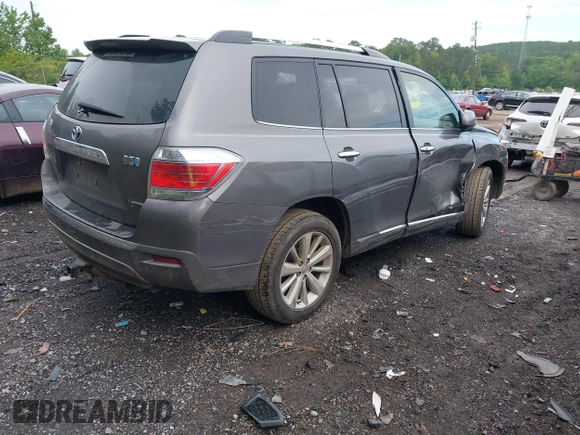 2013 Toyota Highlander Limited with VIN JTEDC3EH7D2012662, listed as a IAAI auction lot 42226232 with 135,064 mi miles and . Bid and sale history available at DreamBid. Image 4.