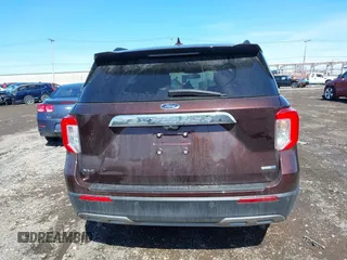 2020 Ford Explorer XLT with VIN 1FMSK8DHXLGA66970, listed as a IAAI auction lot 41941824 with 81,187 mi miles. Bid and sale history available at carsss.com. Image 16.
