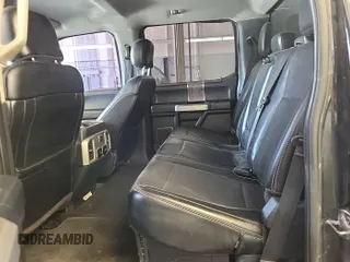 2019 Ford F-250 XL z VIN 1FT7W2BT6KED86588, wystawiony jako IAAI lot #42781927 z przebiegiem 239 312 mil mil oraz . Historia ofert i sprzedaży dostępna na DreamBid. Obrazek 1.