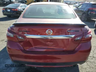 2017 Nissan Altima S z VIN 1N4AL3AP9HC242763, wystawiony jako Copart lot #43563185 z przebiegiem 133 871 mil mil oraz Szkoda całkowita • Salvage title. Historia ofert i sprzedaży dostępna na DreamBid. Obrazek 6.