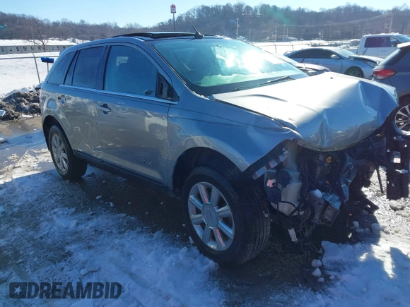 2007 Lincoln MKX with VIN 2LMDU68C47BJ32761, listed as a IAAI auction lot 41341946 with 163,239 mi miles. Bid and sale history available at carsss.com. Image 1.