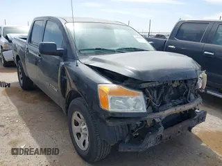 2014 Nissan Titan SV with VIN 1N6BA0EK6EN507279, listed as a IAAI auction lot 41870383 with 205,603 mi miles. Bid and sale history available at carsss.com. Image 1.