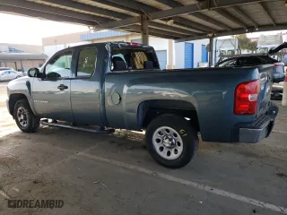 2007 Chevrolet Silverado 1500 Work Truck with VIN 1GCEC19XX7Z621724, listed as a Copart auction lot 50040695 with 91,363 mi miles and Salvage Title. Bid and sale history available at carsss.com. Image 2.