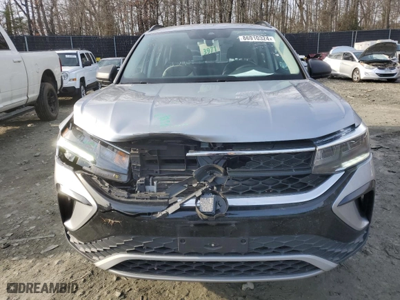 2023 Volkswagen Taos S with VIN 3VVFX7B20PM350279, listed as a Copart auction lot 86910324 with 32,445 mi miles and Salvage Title. Bid and sale history available at carsss.com. Image 5.