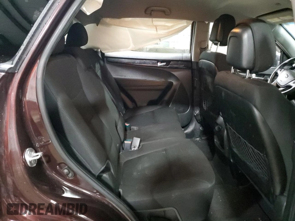 2014 Kia Sorento LX with VIN 5XYKTDA73EG427077, listed as a Copart auction lot 45952605 with 121,234 mi miles and Salvage Title. Bid and sale history available at carsss.com. Image 11.