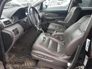 2014 Honda Odyssey Touring с VIN 5FNRL5H9XEB056180, выставлен на аукционе Copart как лот 47781575 с пробегом 142 707 миль миль и Списание • Salvage title. История ставок и продаж доступна на DreamBid. Изображение 7.