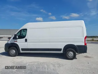2020 Ram ProMaster Cargo with VIN 3C6TRVDGXLE110970, listed as a IAAI auction lot 42109762 with 71,539 mi miles and . Bid and sale history available at carsss.com. Image 14.