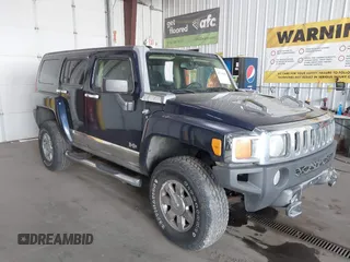 2007 Hummer H3 SUV with VIN 5GTDN13E178139543, listed as a IAAI auction lot 41718980 with 92,533 mi miles and . Bid and sale history available at DreamBid. Image 1.
