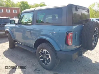2023 Ford Bronco с VIN 1FMDE5CP0PLB85857, выставлен на аукционе IAAI как лот 42195848 с пробегом 12 446 миль миль и . История ставок и продаж доступна на DreamBid. Изображение 3.