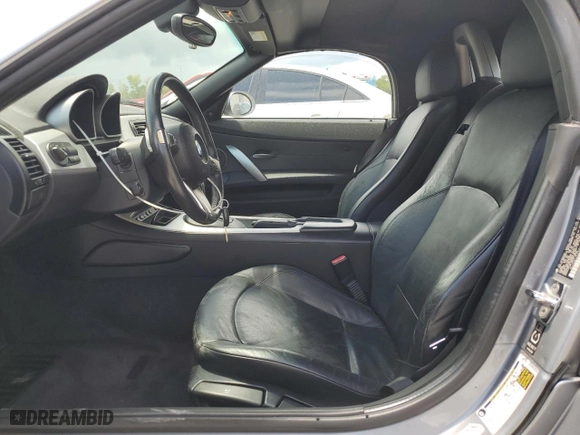 2006 BMW Z4 3.0si with VIN 4USBU53506LX00605, listed as a Copart auction lot 66782174 with 102,591 mi miles and Salvage Title. Bid and sale history available at carsss.com. Image 7.