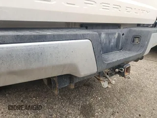 2017 Ford F-250 Lariat with VIN 1FT7W2BT6HEB52976, listed as a IAAI auction lot 42731339 with 267,628 mi miles and . Bid and sale history available at DreamBid. Image 14.