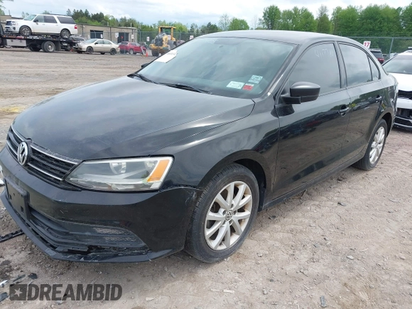2015 Volkswagen Jetta SE z VIN 3VWD17AJ8FM321933, wystawiony jako IAAI lot #41177805 z przebiegiem 125 987 mil mil oraz . Historia ofert i sprzedaży dostępna na DreamBid. Obrazek 2.