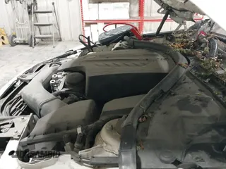 2016 BMW 4 Series 435i xDrive z VIN WBA4B3C55GG528927, wystawiony jako IAAI lot #40683095 z przebiegiem 105 611 mil mil oraz . Historia ofert i sprzedaży dostępna na DreamBid. Obrazek 22.