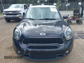 2012 MINI Countryman S with VIN WMWZC5C59CWM12757, listed as a IAAI auction lot 42276546 with 159,772 mi miles and . Bid and sale history available at DreamBid. Image 12.