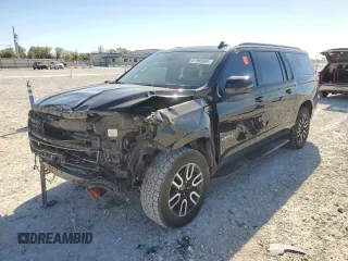 2022 GMC Yukon XL AT4 with VIN 1GKS2HKD8NR161804, listed as a Copart auction lot 81995064 with 65,088 mi miles and Salvage Title. Bid and sale history available at carsss.com. Image 1.